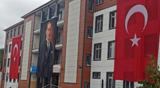 Alaplı Anadolu İmam Hatip Lisesi “eTwinning Okulu” Unvanını Aldı