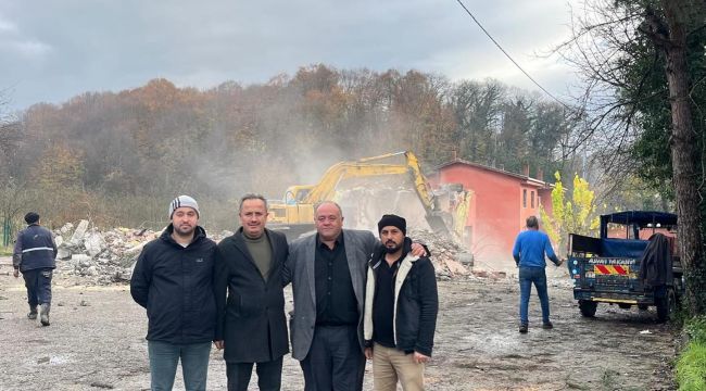 YENİ BINASINA KAVUŞACAK OLAN, MOLLABEY ASM'NİN 50 YILLIK BİNASI YIKILDI